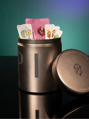 Pique Metallic Canister Sachets holder